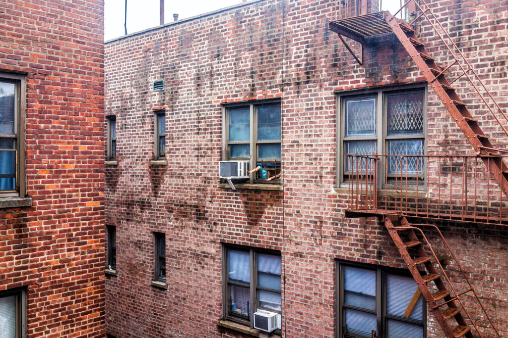 Bronx Fire Injures Four